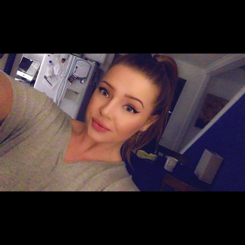 Meet your Posher, Samantha